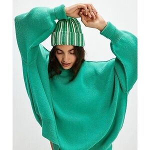 NEW WITH TAGS FREE PEOPLE DESERT STRIPE BEANIE